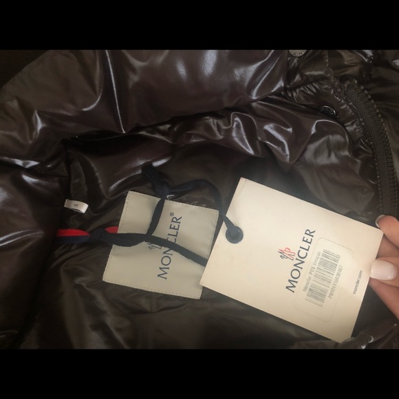 Moncler Coat - Picture 4 of 7